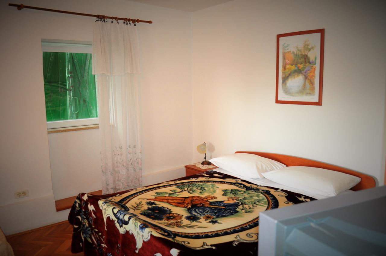 Tri Srca Apartments & Rooms Funtana Dış mekan fotoğraf