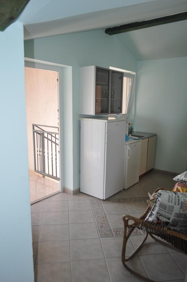 Tri Srca Apartments & Rooms Funtana Dış mekan fotoğraf