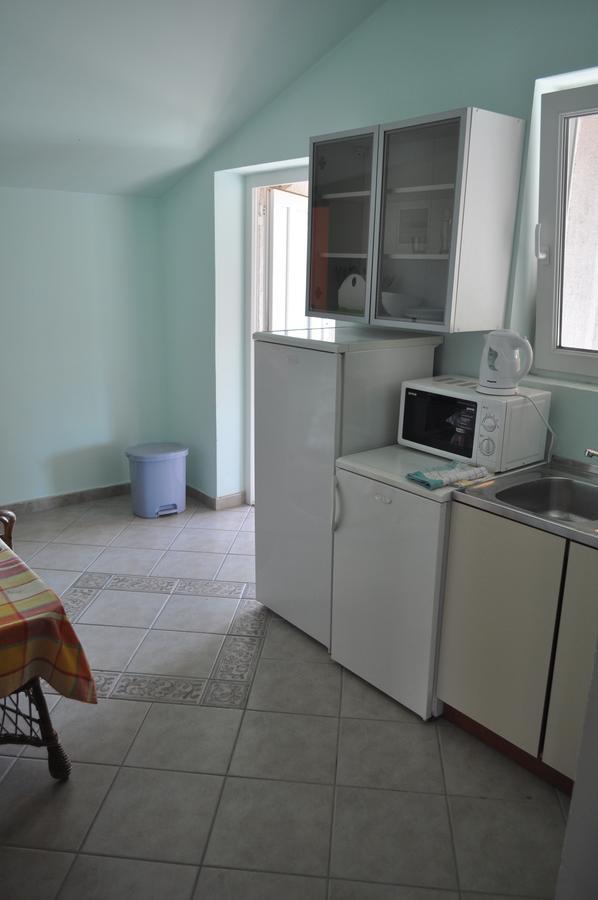 Tri Srca Apartments & Rooms Funtana Dış mekan fotoğraf